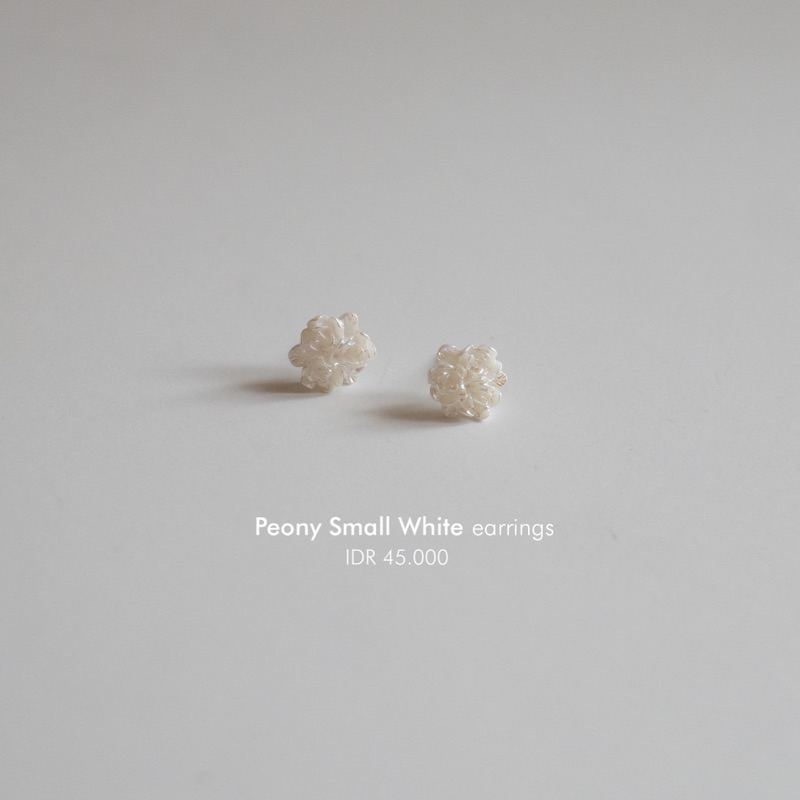 Ark.co - Peony earrings in clear &amp; small white anting bunga transparan putih elegan