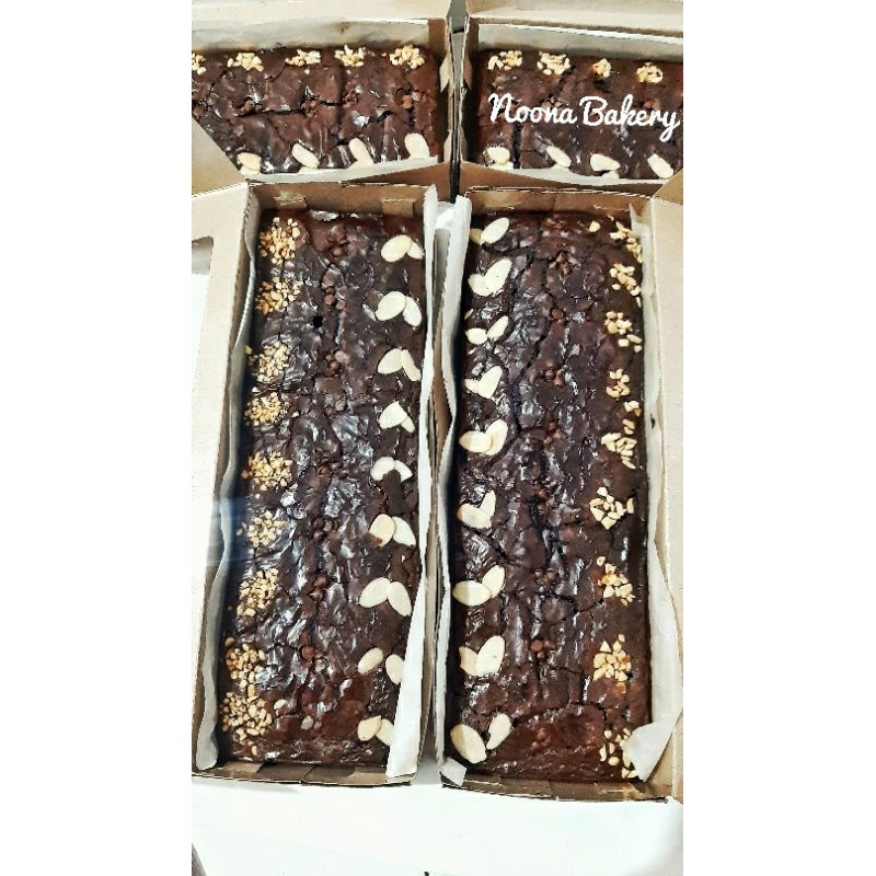 

Noona Brownies Panggang fresh from the oven