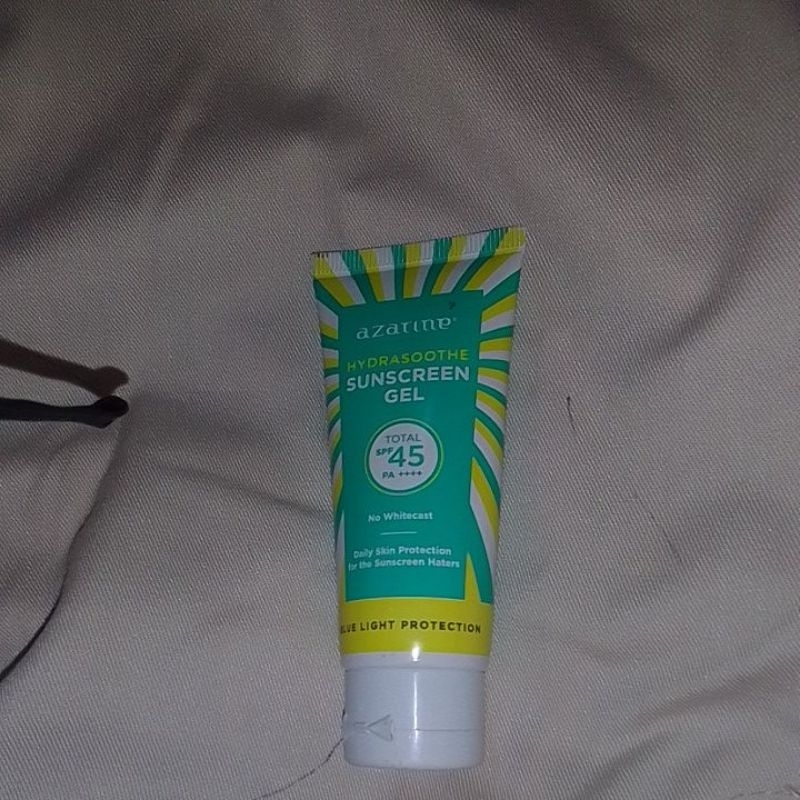 sunscreen azarine hydrasoothe SPF 45 blue light