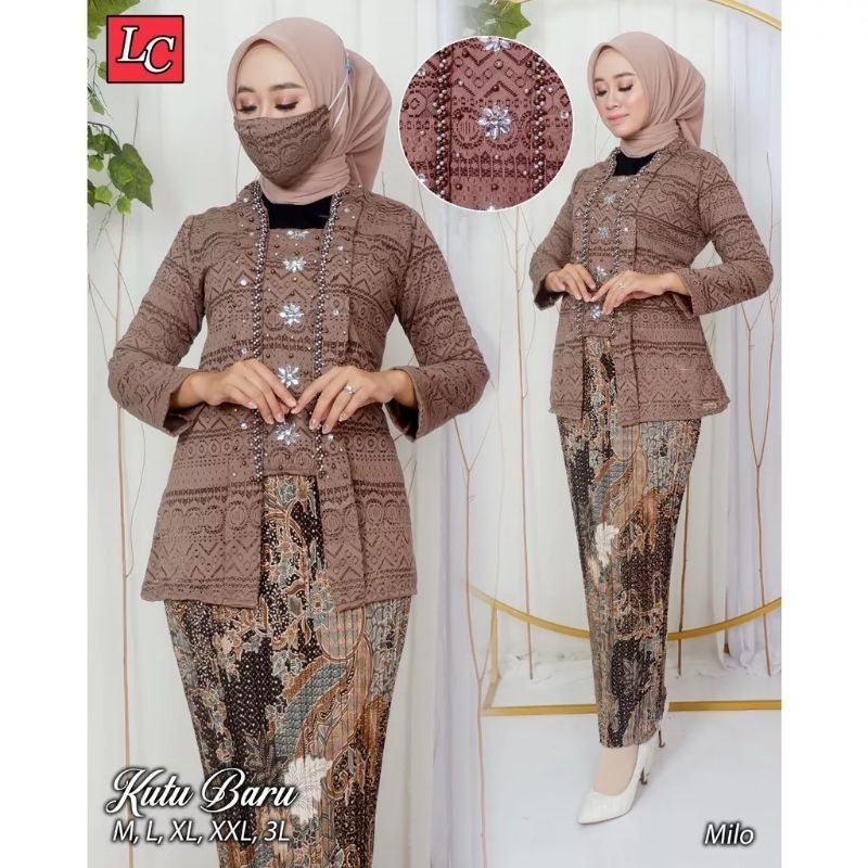 Set Kutu Baru/kebaya brokat terbaru/Kebaya modern/Kebaya terlaris/Kebaya cantik/Kebaya terbaru/kebaya pesta/kebaya murah/kebaya wisuda/kebaya terlaris/tunik brukat/tunik tille