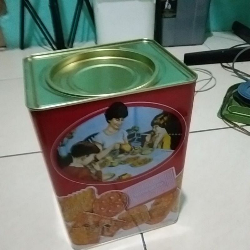 

khongguan biskuit berhadiah