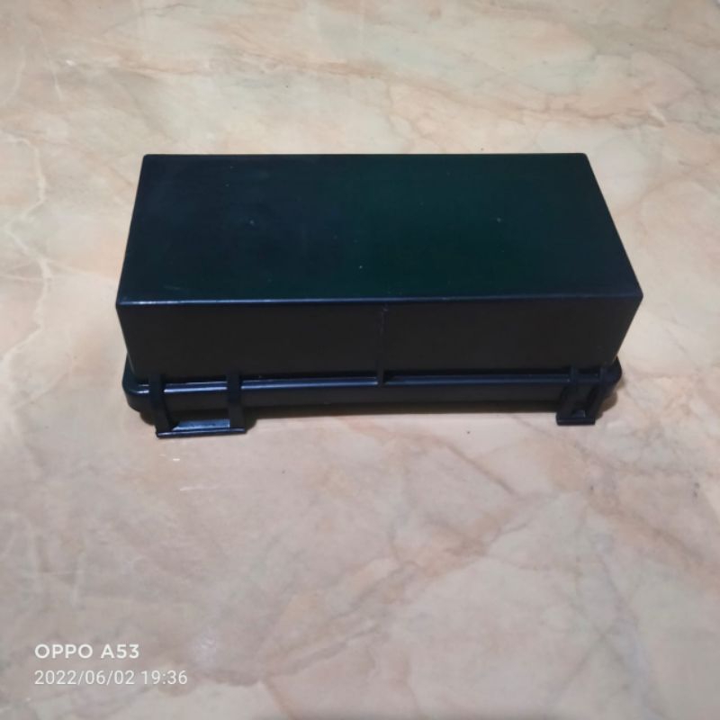tutup  sekring fuse box canter ps125/ps120