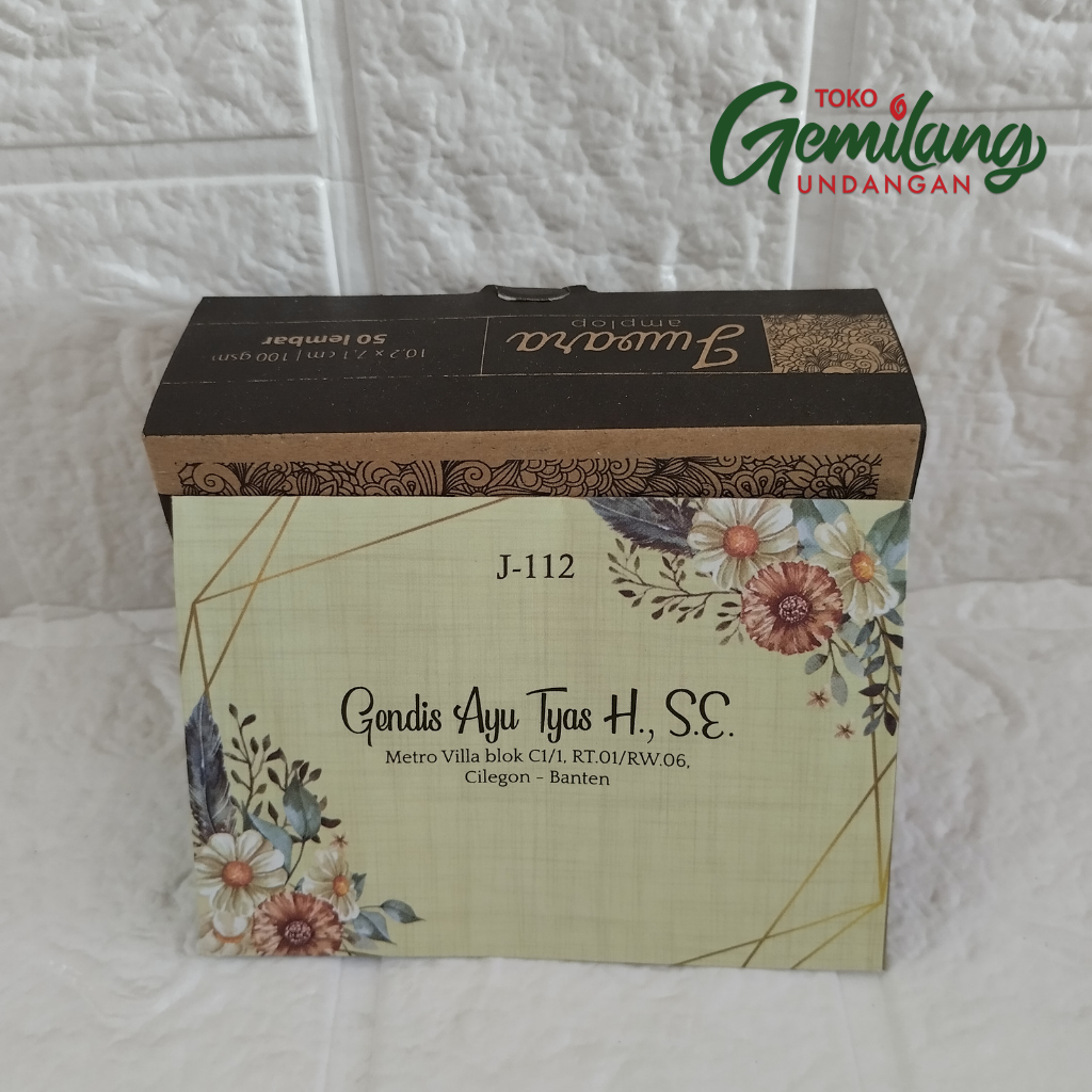 

Amplop Kondangan / Sumbangan Nikah Motif Juwara J 112 Isi 50 Harga Murah
