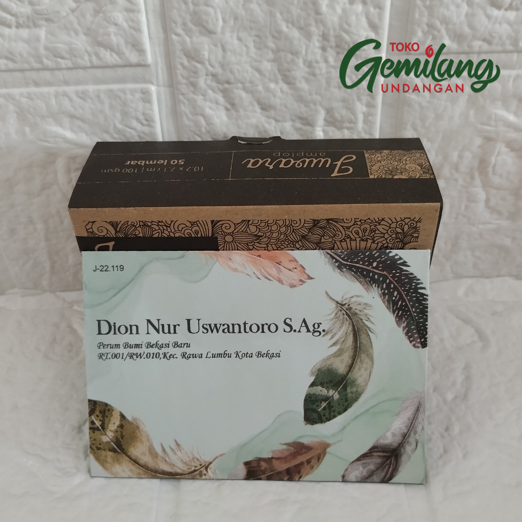 

Amplop Kondangan / Sumbangan Nikah Motif Juwara J 119 Isi 50 Harga Murah