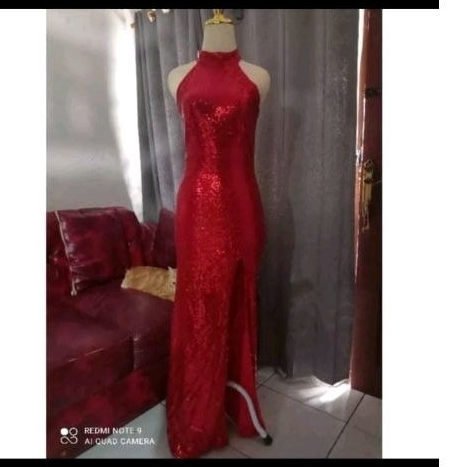 REYYA 950 LONGDRES GAUN PESTA PAYET/SEQUIN