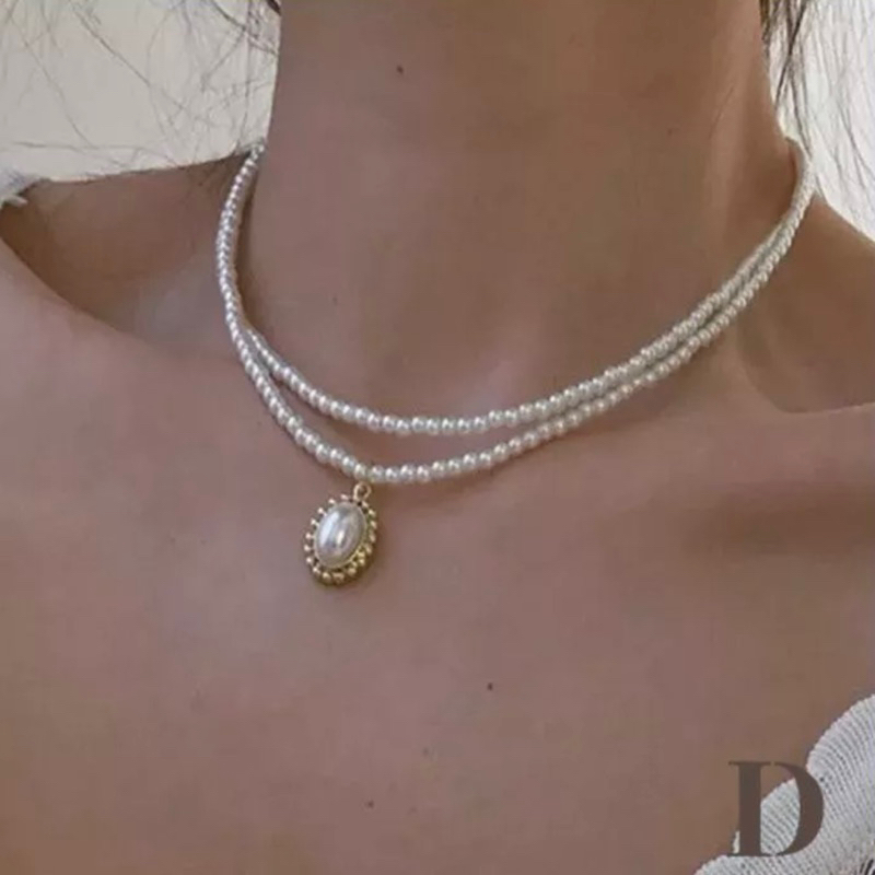 Vanes Choker