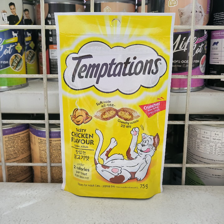Snack Kucing Temptations Chicken Flavour 85G Camilan Kucing