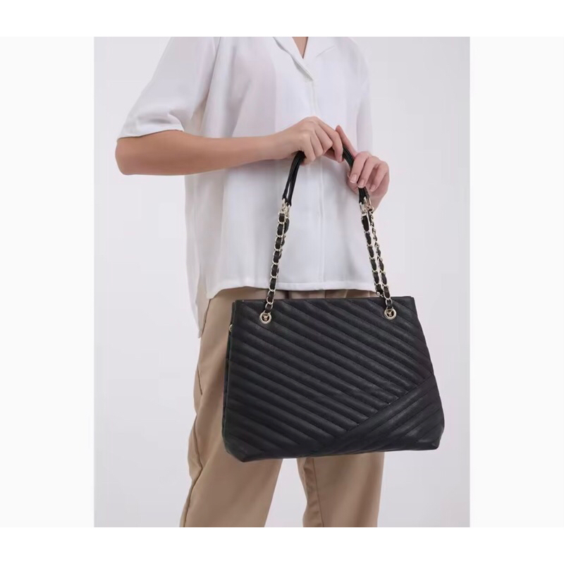 Berrybenka - Tas bahu wanita sofia marie quilted shoulder bag