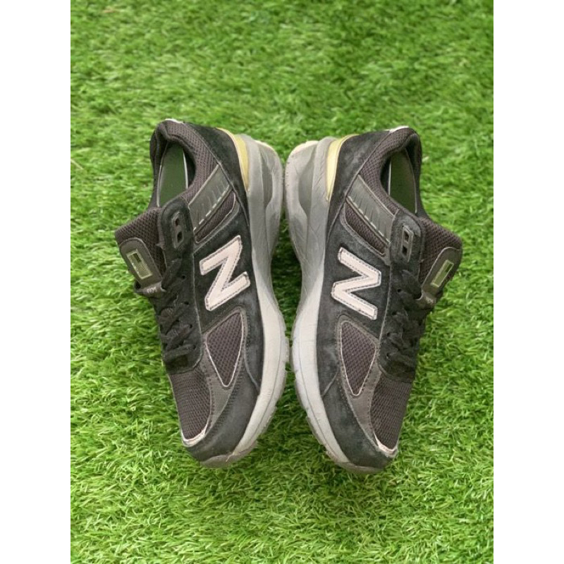 NB 990 V5 size 42 made in usa