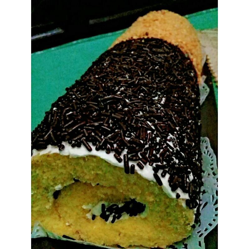 

Bolu Gulung Nougat-Mesis (Mesis-Nougat Rollcake)