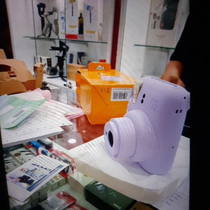 Kamera Instax mini 12 ( second )