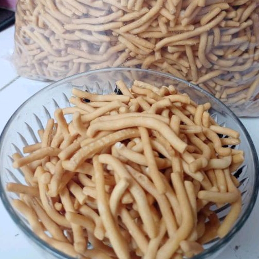 

stik mie rasa bawang /stik mie keju 250grm Snack kiloan berkualitas