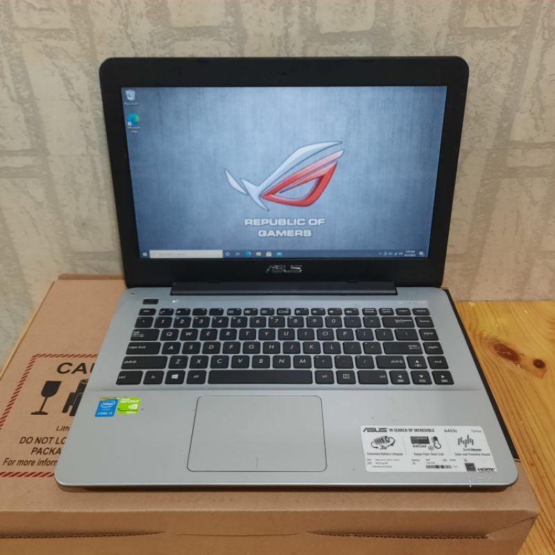 LAPTOP ASUS X455LF COR I3-4005U  RAM 8Gb/ 4GB/HDD 500GB Doble VGa NVDIA GEFORCE 930M 2GB WIMDOWS 10 SIAP PAKAI