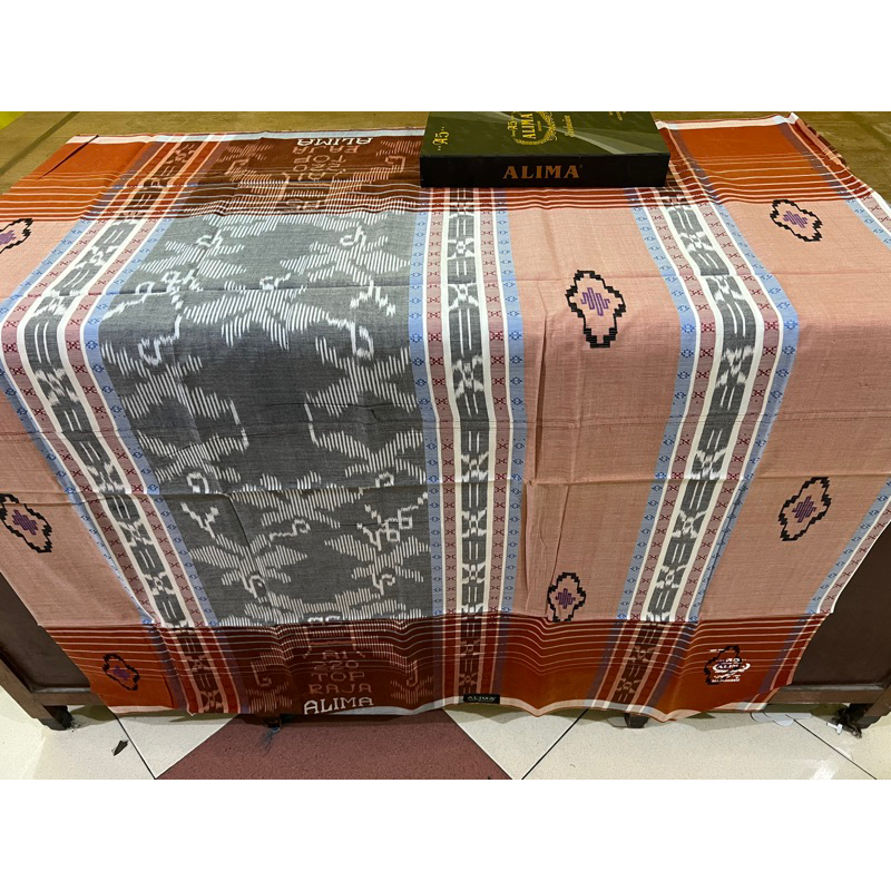 Sarung Alima Mesres Afkir