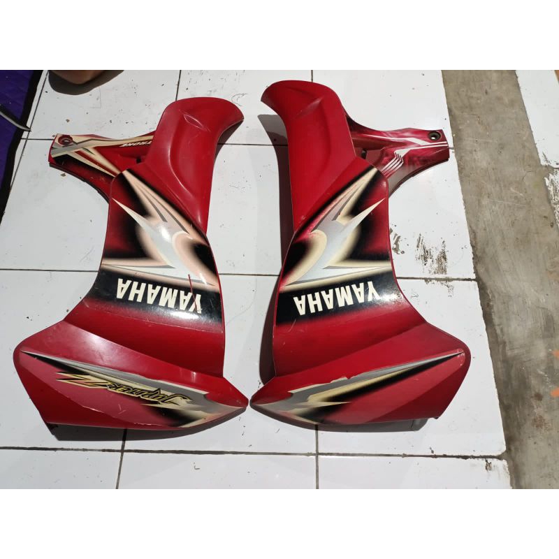 Cover tebeng sayap luar dalam Yamaha Jupiter z burhan jupiter z merah original copotan motor murah