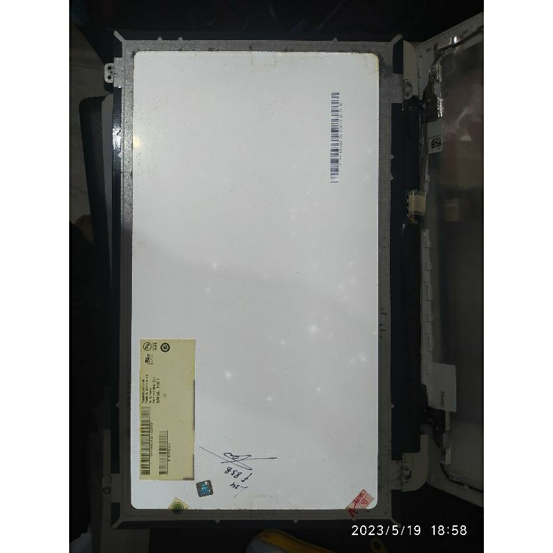 LCD/LED bekas Laptop 14" slim pin 30