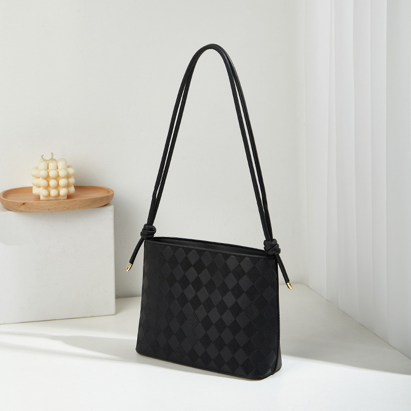 Tas wanita Versi Korea 2023 baru rage tas persegi kecil serbaguna tas ember warna solid grosir tas crossbody bahu wanita