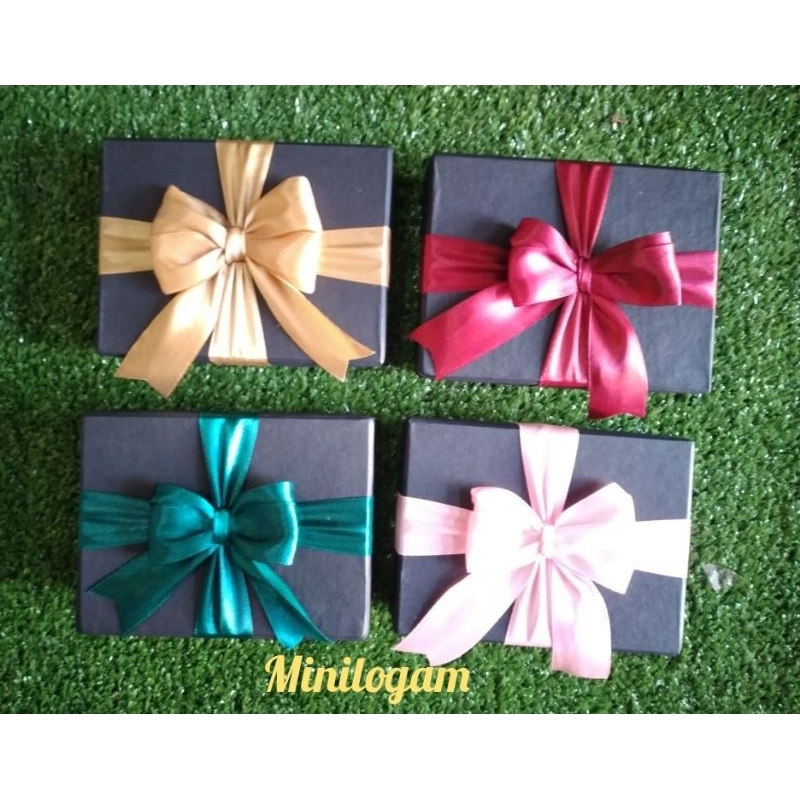 

Kotak kado kecil, box mini ,hadiah hampers, souvenir