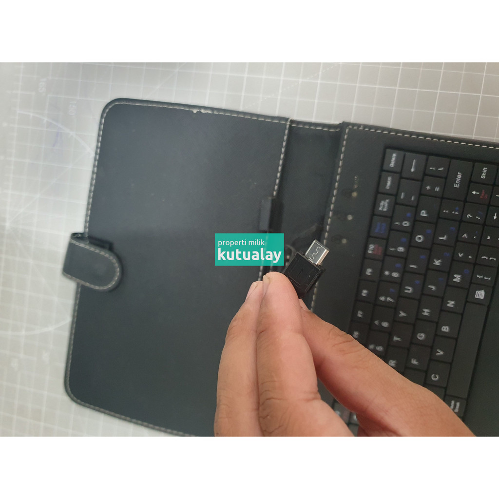 Keyboard + Case HP Tablet Kabel Micro USB