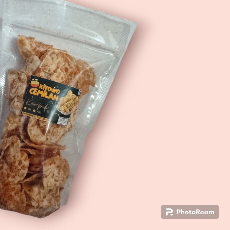 

KERIPIK TEMPE 125GR BY KIYOWO CEMILAN