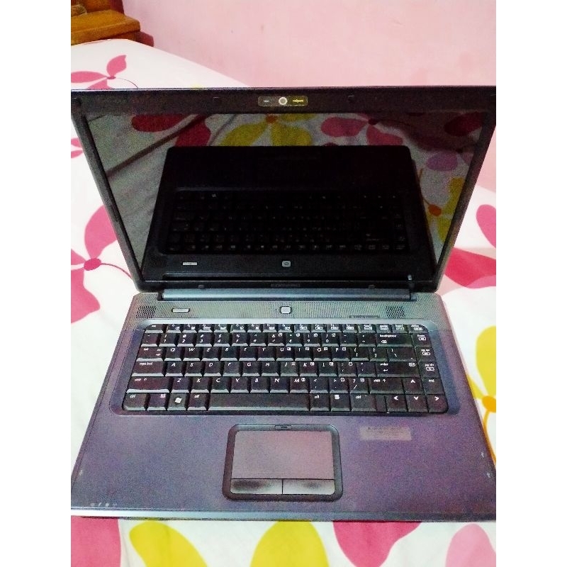 [ PRELOVED ] Laptop Compaq Presario C700