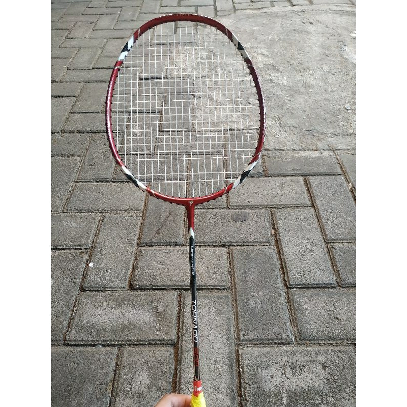 Raket Flypower Tornado 800 Second