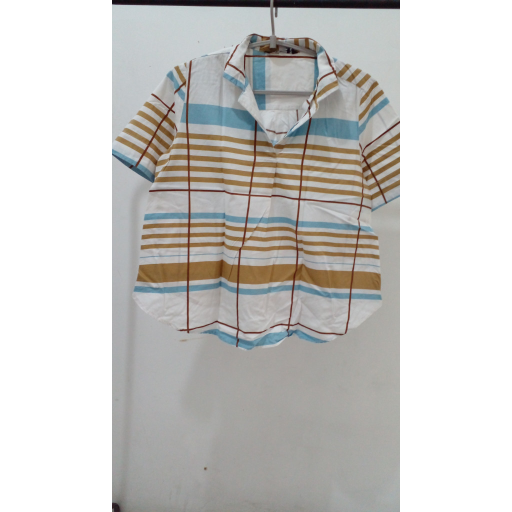 BLOUSE THE EXECUTIVE UKURAN M MOTIF GARIS