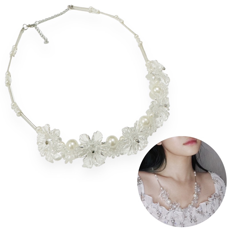 Kailee Crystal Pearl Flowery Necklace Kalung Kristal Panjang Mutiara Bunga Hijab Friendly