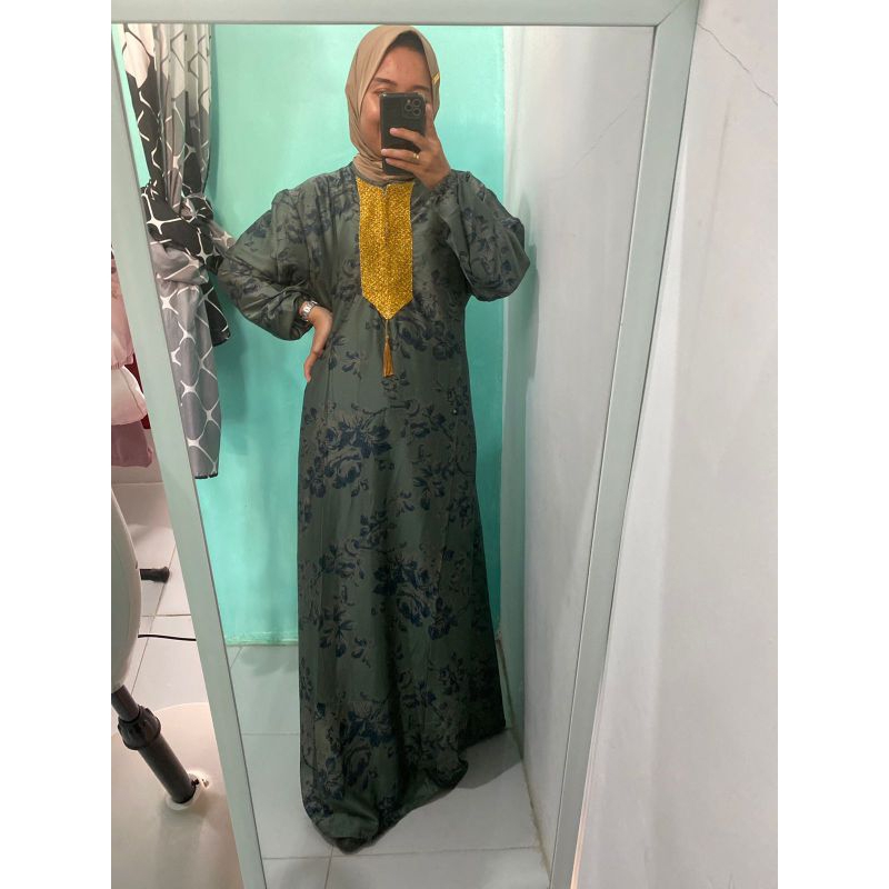 gamis kaftan motif bunga Bahan silk armany premium