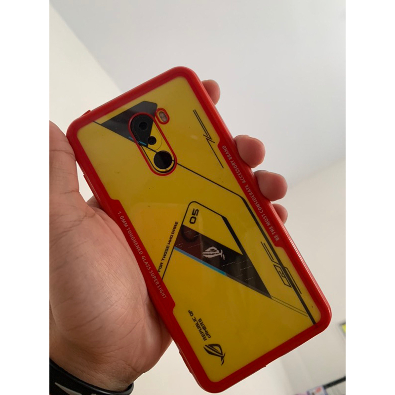 POCOPHONE F1 matot