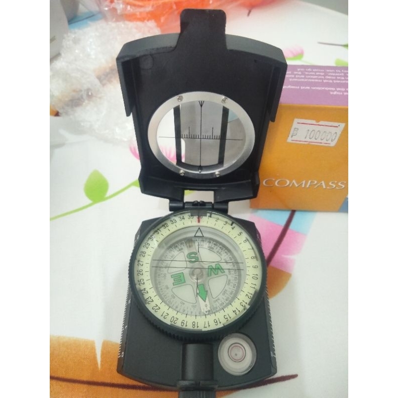 Compass Hiking, compass Kiblat