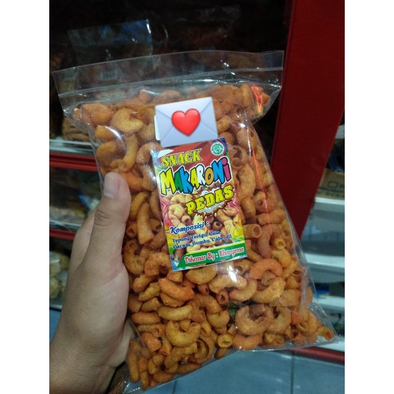 

Jajanan Kekinian, Makaroni pedas bumbu daun jeruk nikmat