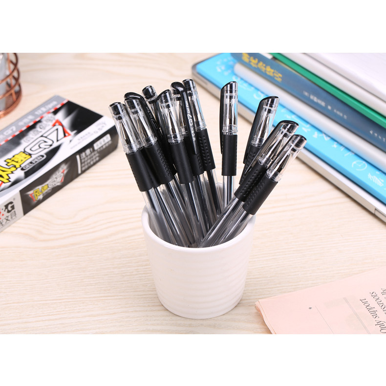 

Pulpen Gel 0.5 Hitam M&G Q7