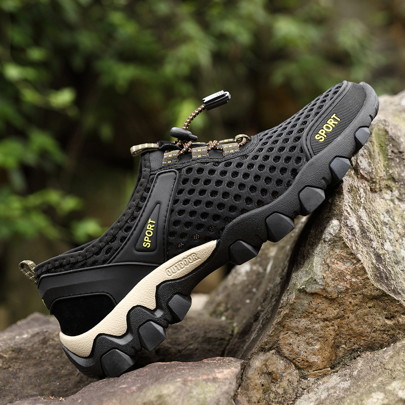 BSS - Sepatu Pria Outdoor Hiking Quick Dry Naik Gunung STRONGER