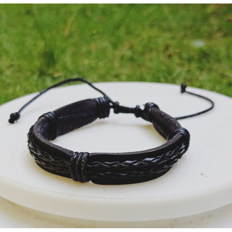 Gelang Kulit Sintetis Double Rajut Kepang Gaya Vintage Untuk Pria &amp; Wanita