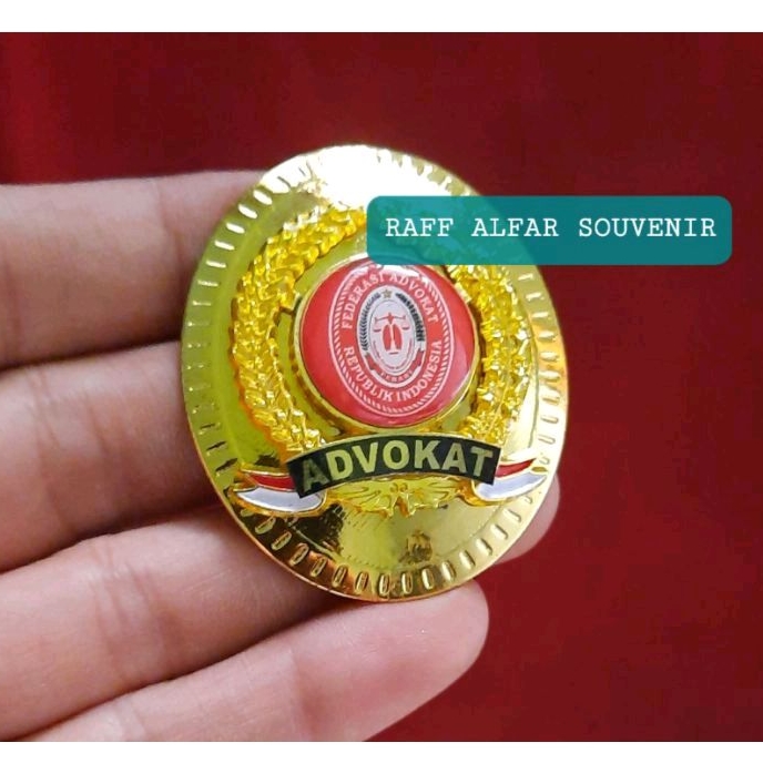 PIN ADVOKAT FERARI / PIN FERARI ADVOKAT