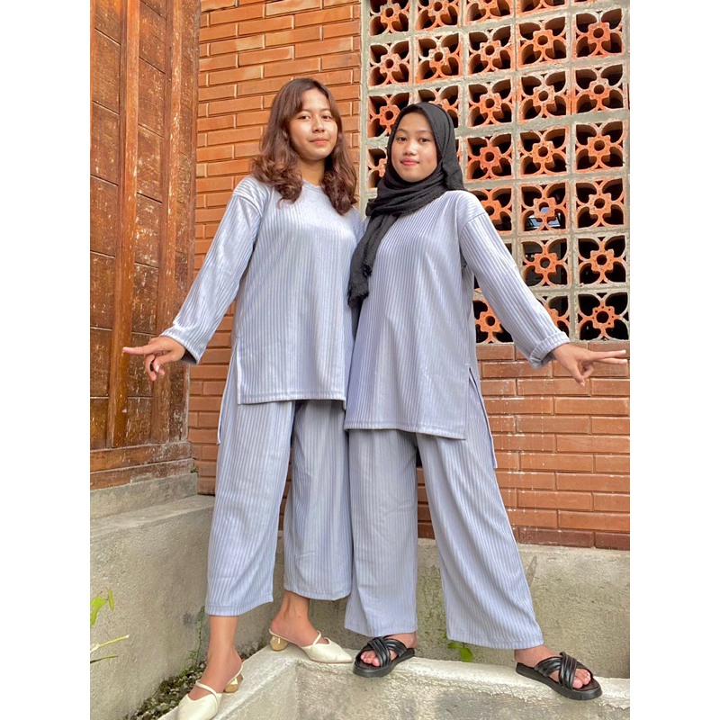 SAFEEA ONE SET OVERSIZE KNIT HORNET BY HAGIA | setelan baju &amp; celana lengan panjang winter muslim motif polos Polos versi busui dan non busui