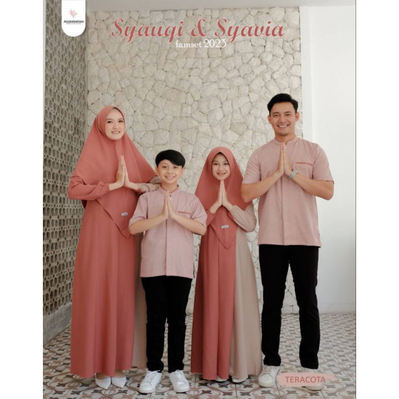 SYAUQI & SYAVIA FAMSET 2023