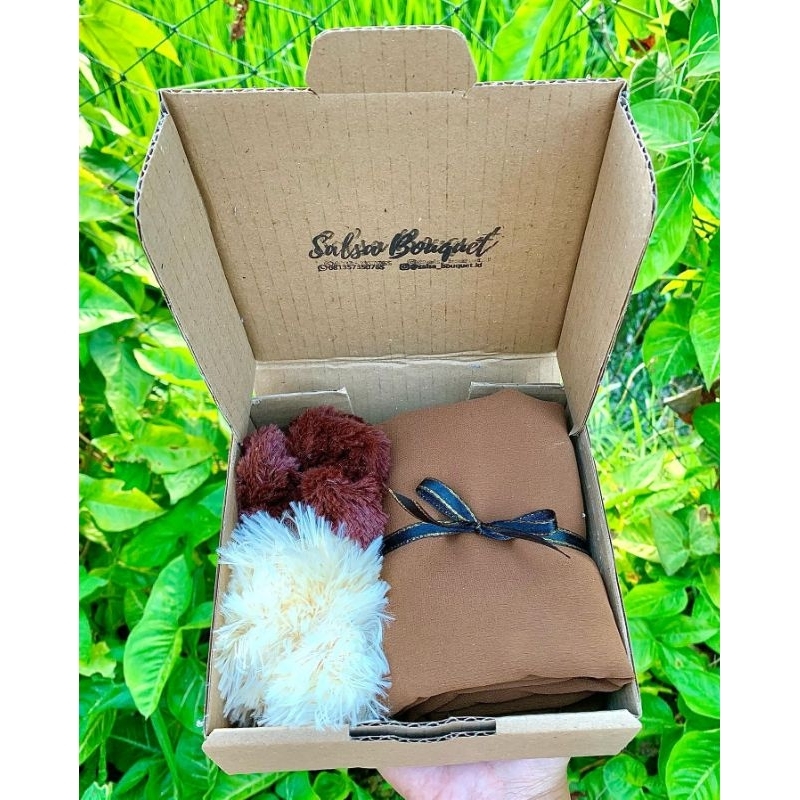 

Hampers custom isi
