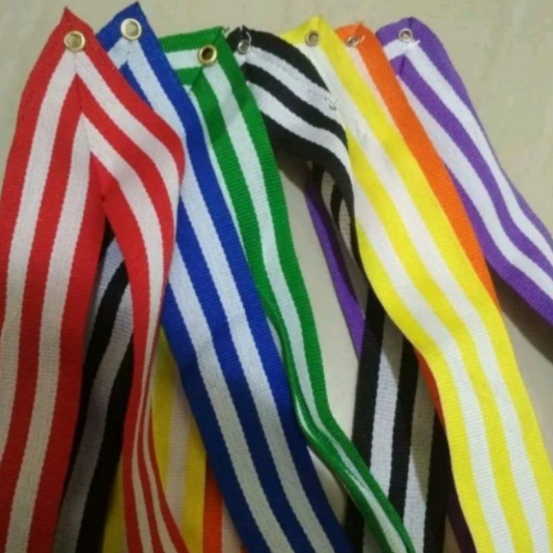 

PITA MEDALI TALI MEDALI MENDALI 92CM LEBAR 3 CM MODEL MATA AYAM BERBAGAI MACAM