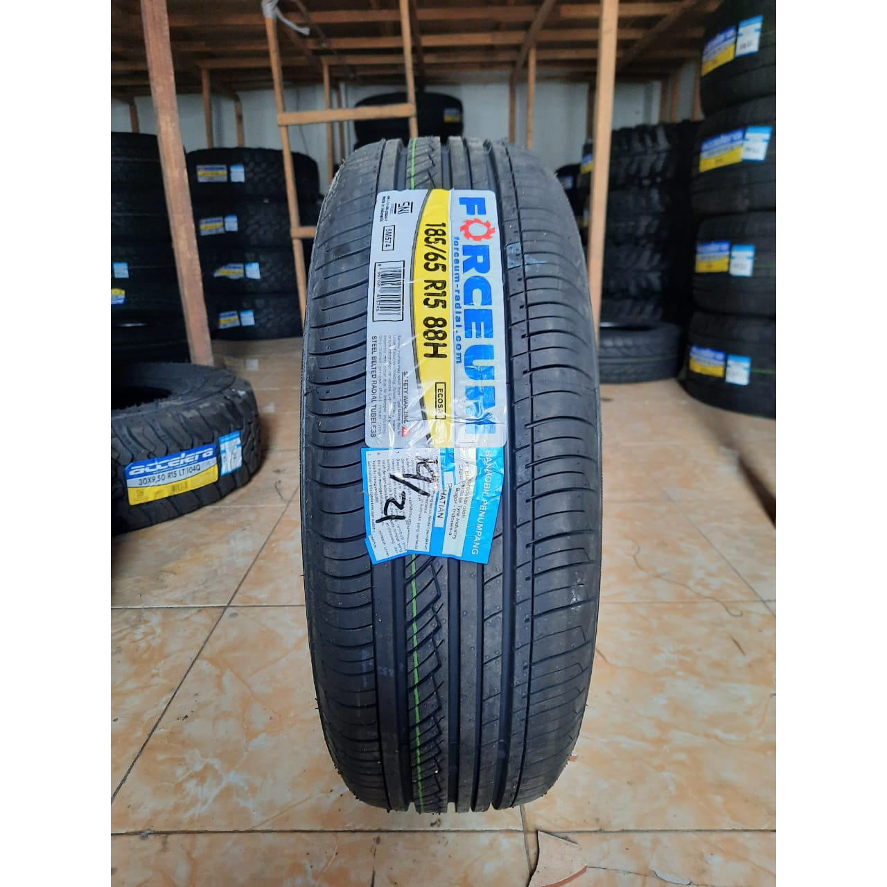 jual ban mobil ring 15 setandar avanza eriga mobilio livina merek