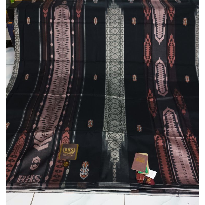 sarung bhs jgm jgf  excellent jaguar gold.