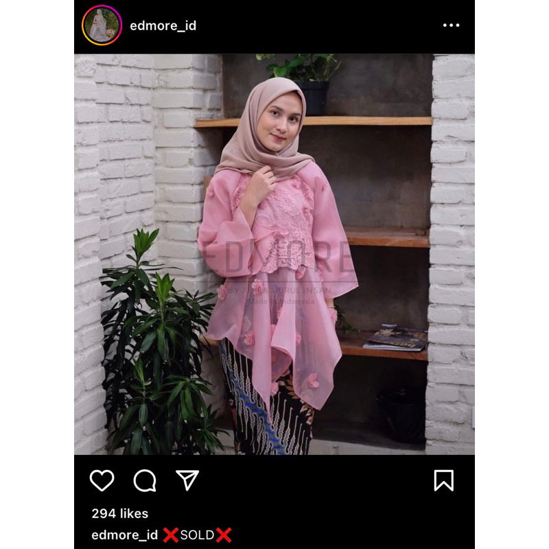 Preloved Edmore Blouse Kondangan