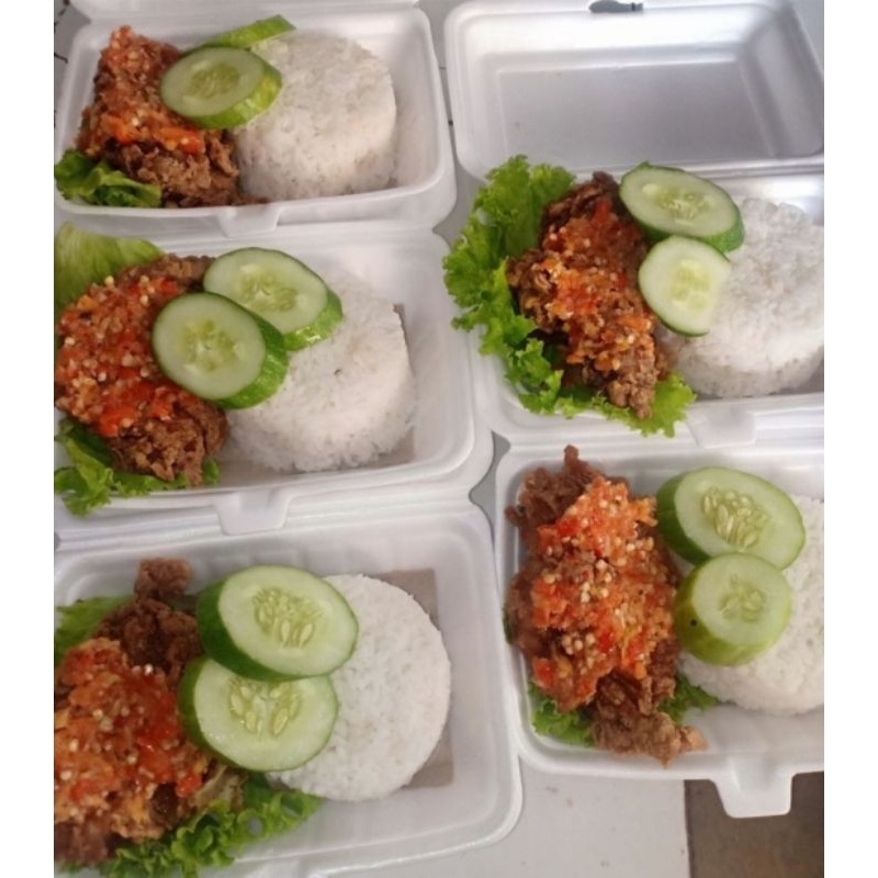 

Paket Nasi Ayam Geprek Jumbo Meler gratis es Teh Manis