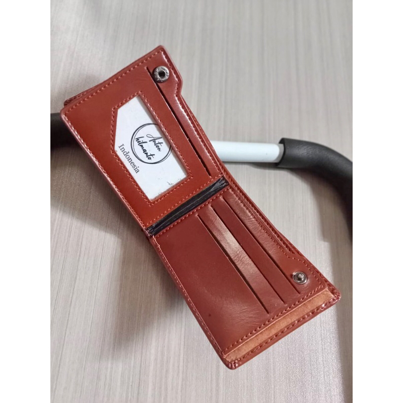 dompet keren berkualitas ukuran standar kecil dari anton hilmanto x AJM bahan kulit syntetis lokal berkualitas #dompet #dompetpria #dompetcowok #dompetkeren