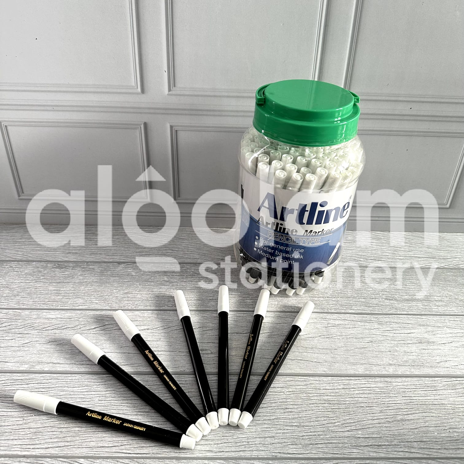 

SELUSIN ( 12 PCS ) Spidol Lepas Kecil Artline Snowman