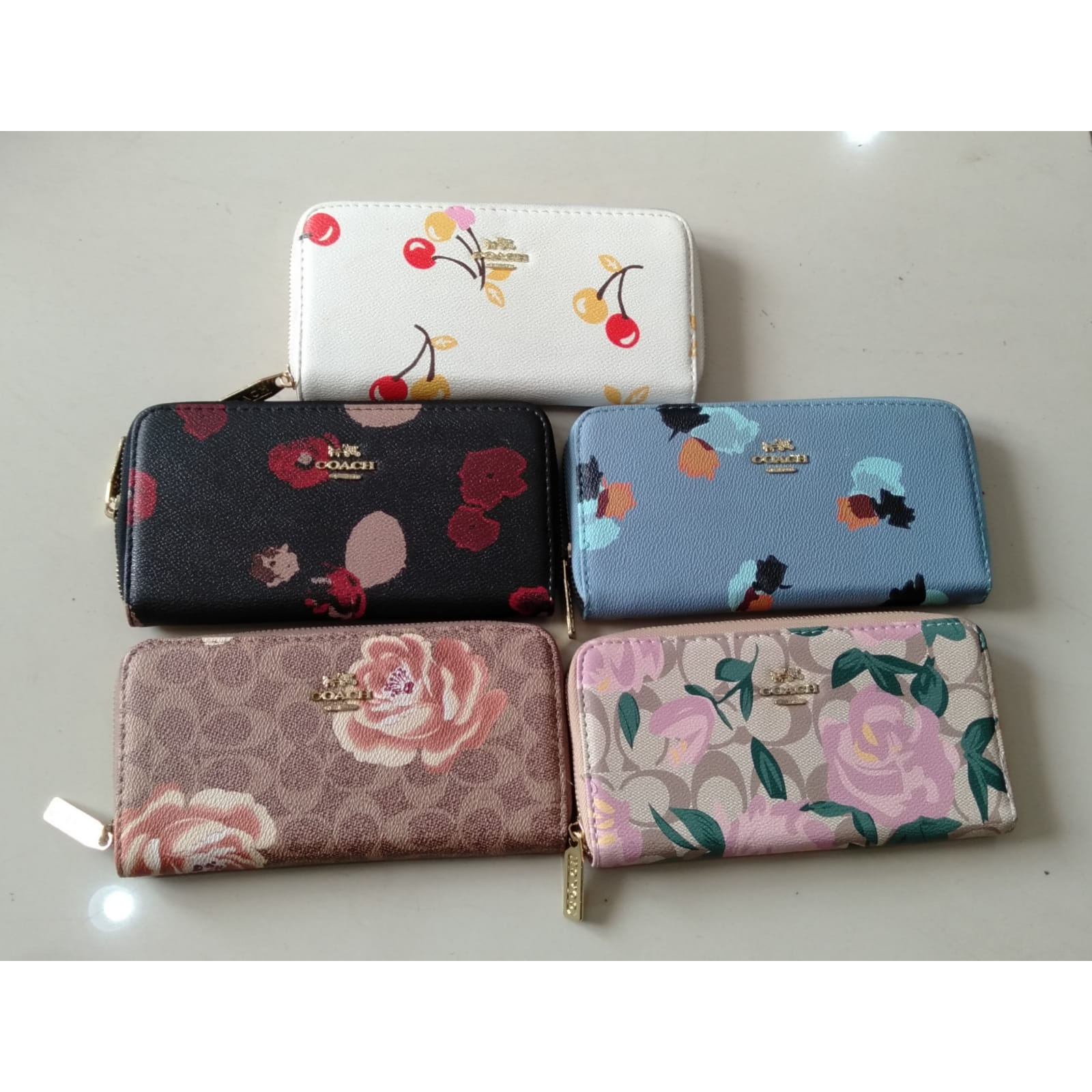 (PGBAGS) - DOMPET PANJANG WANITA / LONG WALLET IMPORT #145535