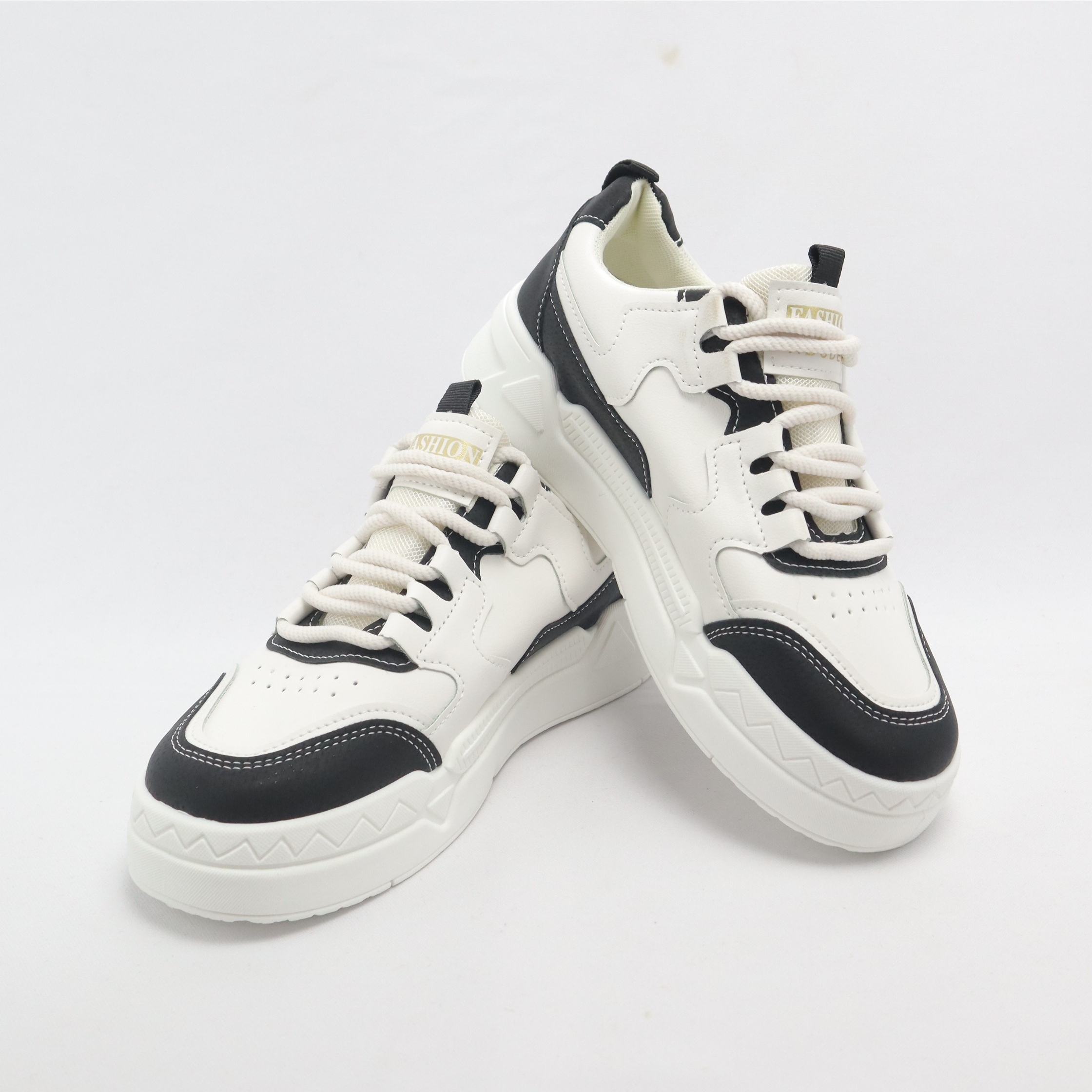 Gudang Sepatu Id Yejin Sepatu Sneakers Wanita Casual Look Shoes Sport Chic Woman White Bertali Hak Tinggi Bahan Sintetis PU Jalan Olahraga Kantor Sekolah Kampus Ukuran 36 Sampai 41 Free Kotak 1296