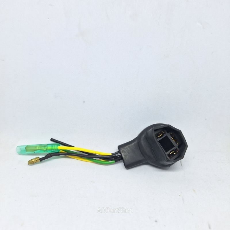 SOCKET LAMPU H4,SOKET LAMPU H4,FITING LAMPU UNIVERSAL MOTOR MOBIL