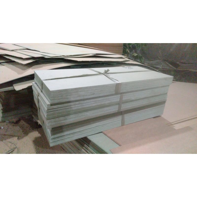 HMR ( mdf hijau 6 mm) custom 20×30